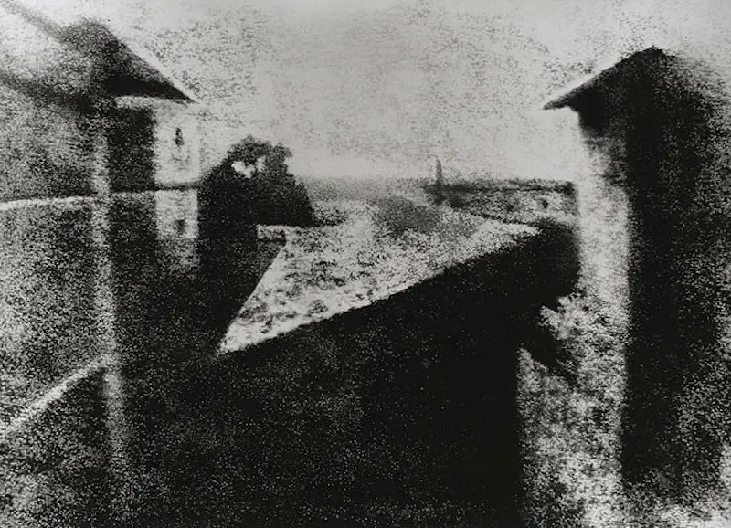 The first photo to ever exist: View from the Window at Le Gras