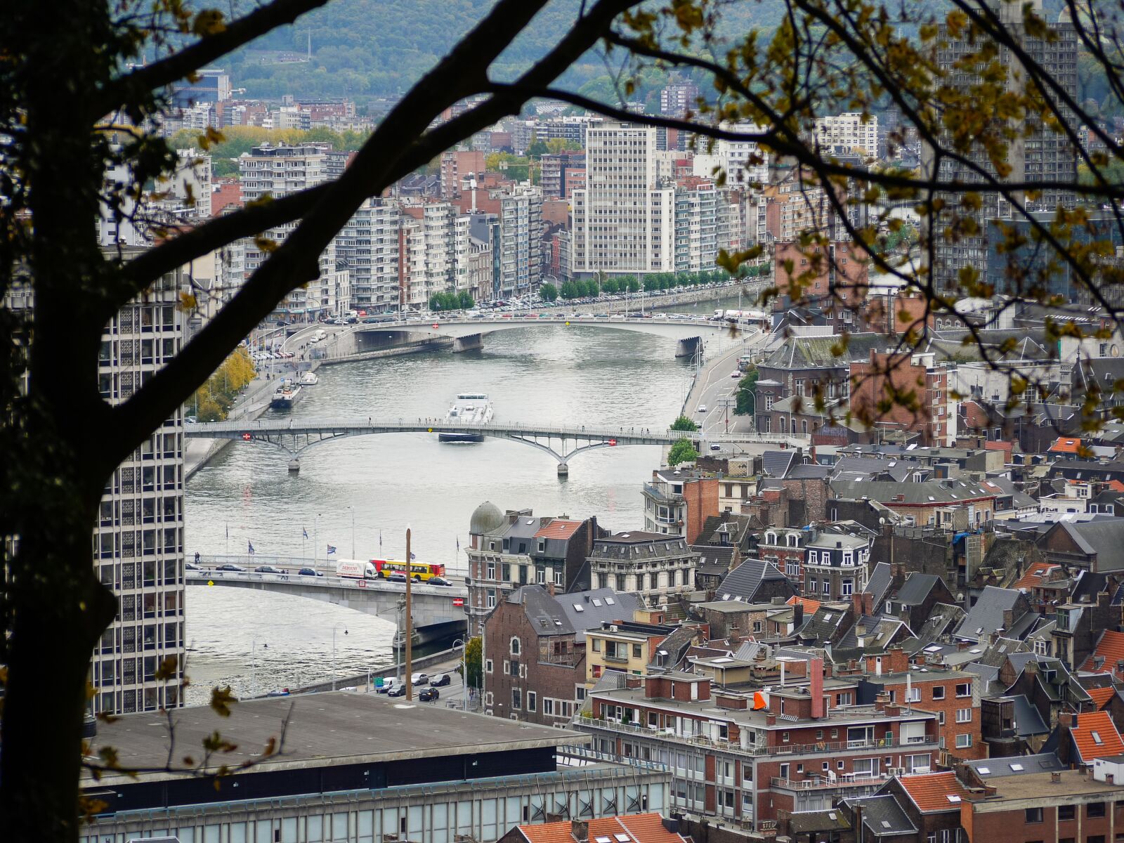 A photo taken from Panasonic Lumix DMC-G1 of a city scenery